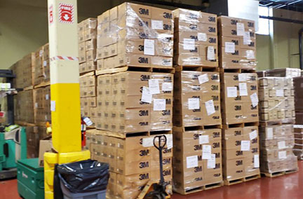 MTA had
pallets of N95 masks that it refused to distribute to
workers, 14 March 2020. (Photo: Progressive Action)