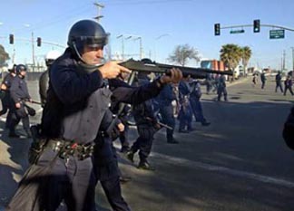Oakland cops shoot demonstrators