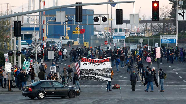 portlandterminal6blockade111212.jpg