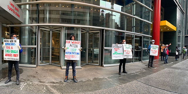 Protest outside NY governor Cuomo's Manhattan office
            calling to free detainees from I.C.E. jails.
            (Internationalist photo)